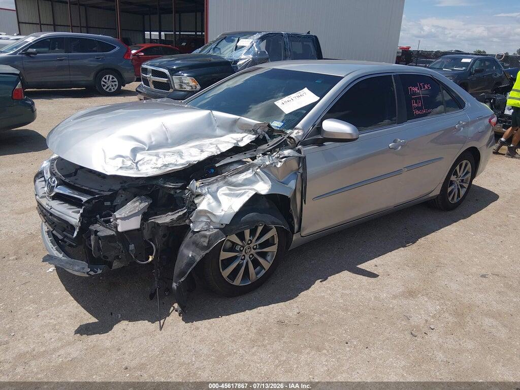 4T4BF1FK4FR451585 2015 TOYOTA CAMRY photo no. 2