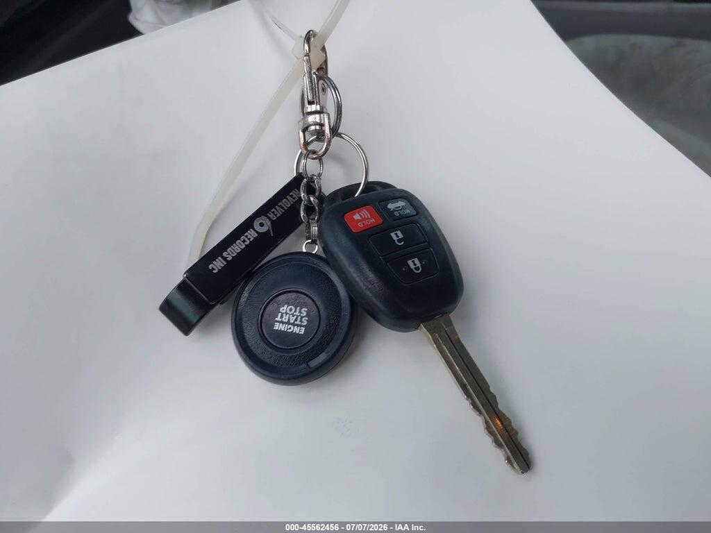 4T1BF1FK3FU082213 2015 TOYOTA CAMRY photo no. 11
