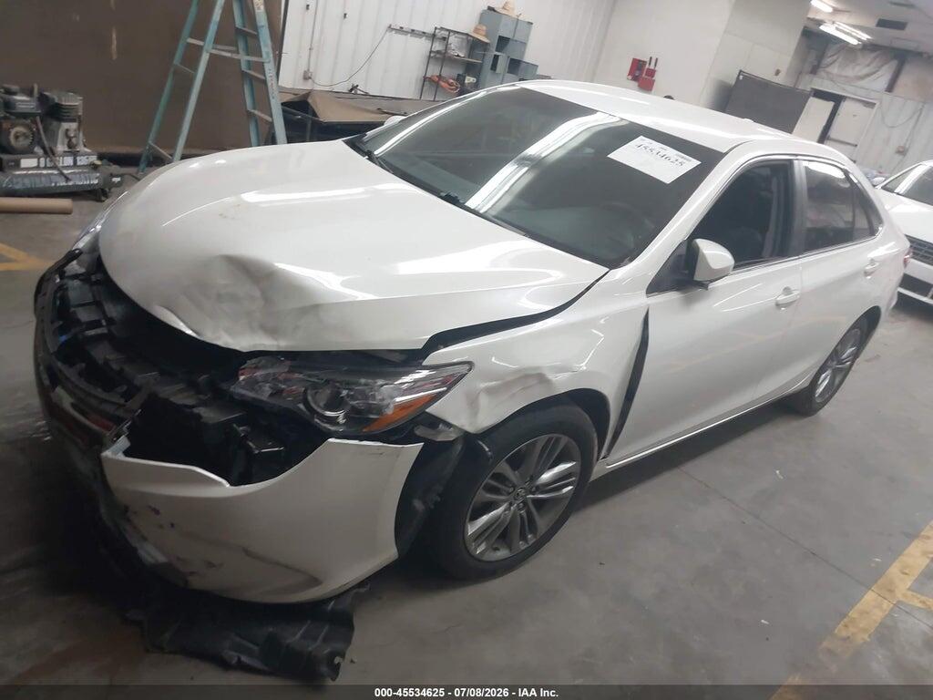 4T1BF1FK6FU945117 2015 TOYOTA CAMRY photo no. 2