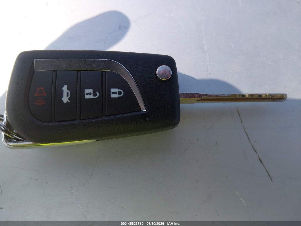 4T1BF1FK6FU094792 2015 TOYOTA CAMRY photo no. 11