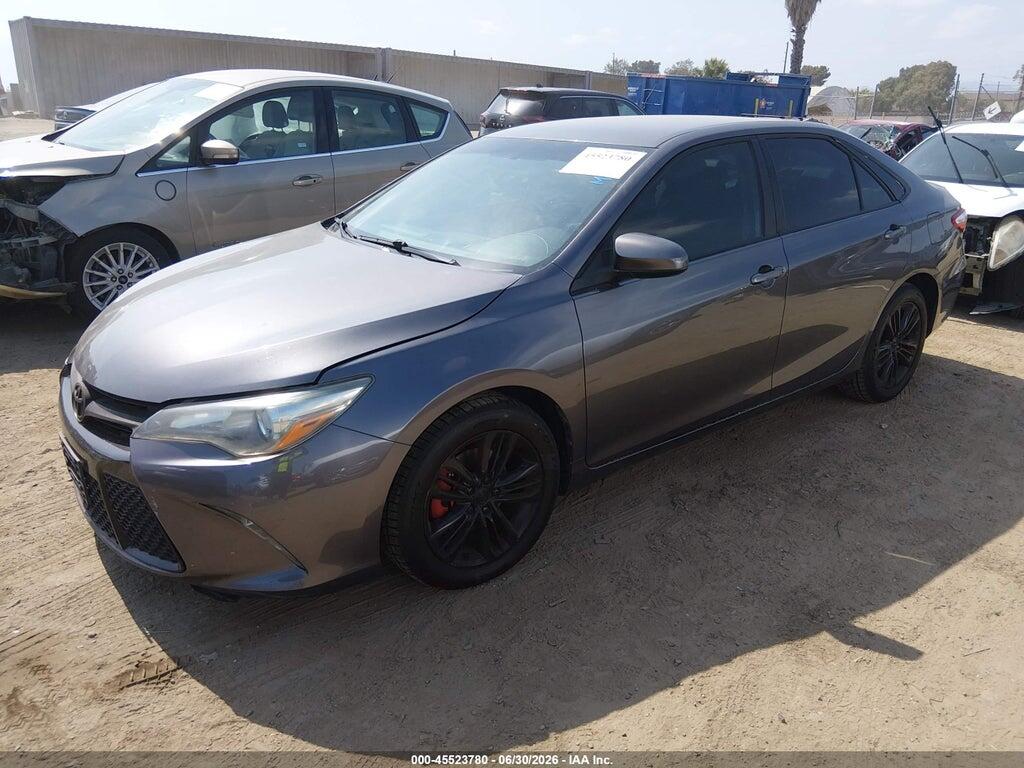 4T1BF1FK6FU094792 2015 TOYOTA CAMRY photo no. 2
