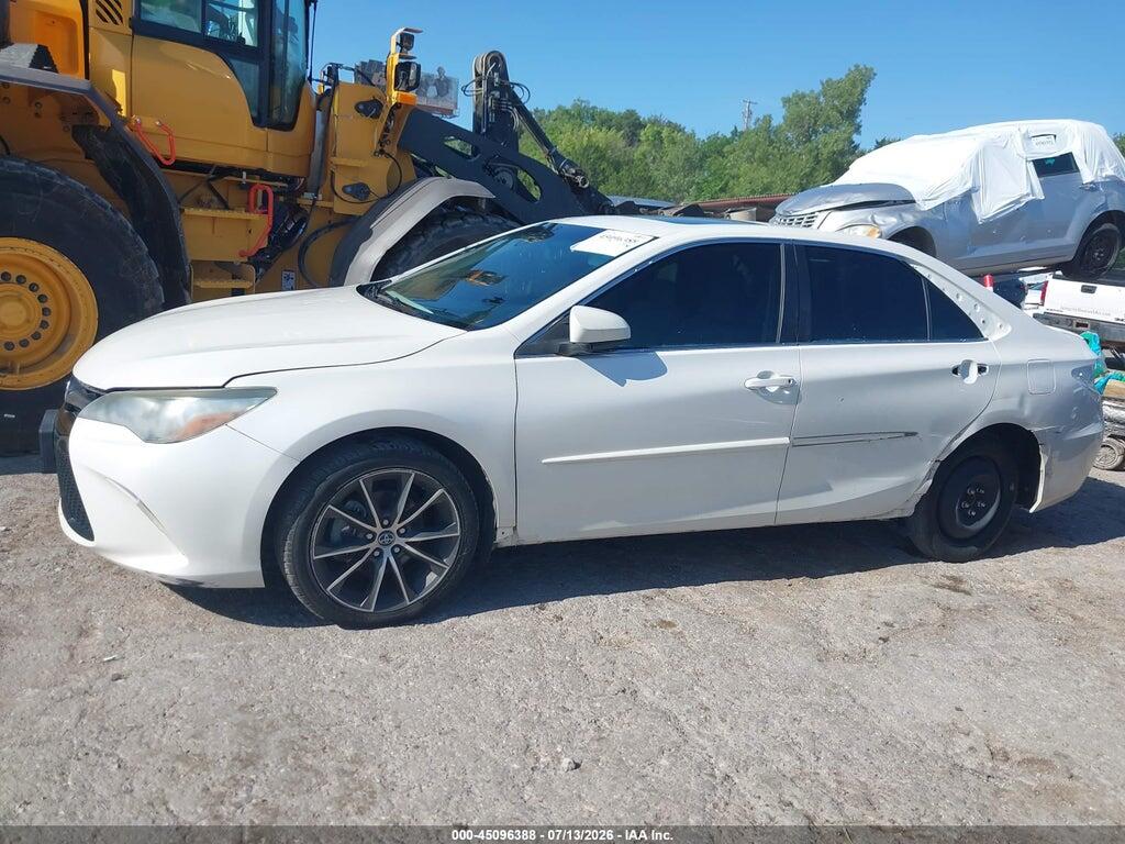 4T1BF1FK3FU874586 2015 TOYOTA CAMRY photo no. 9