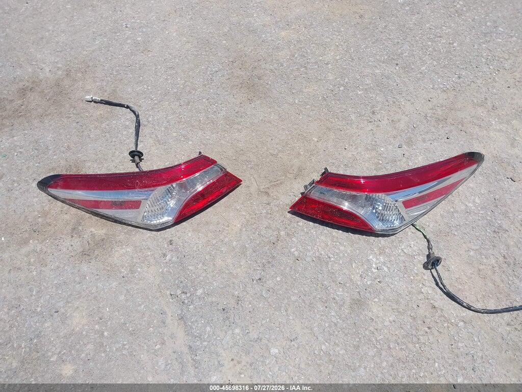 4T1G11AK0LU871281 2020 TOYOTA CAMRY photo no. 12