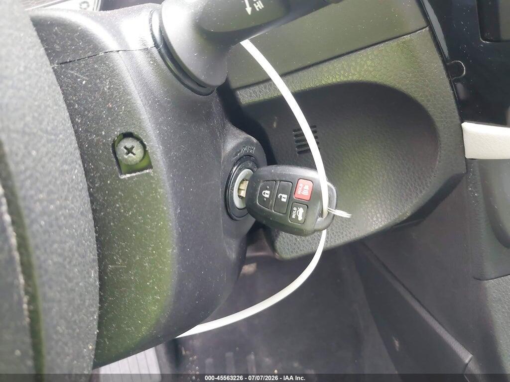 2T1BURHE8FC337208 2015 TOYOTA COROLLA photo no. 11