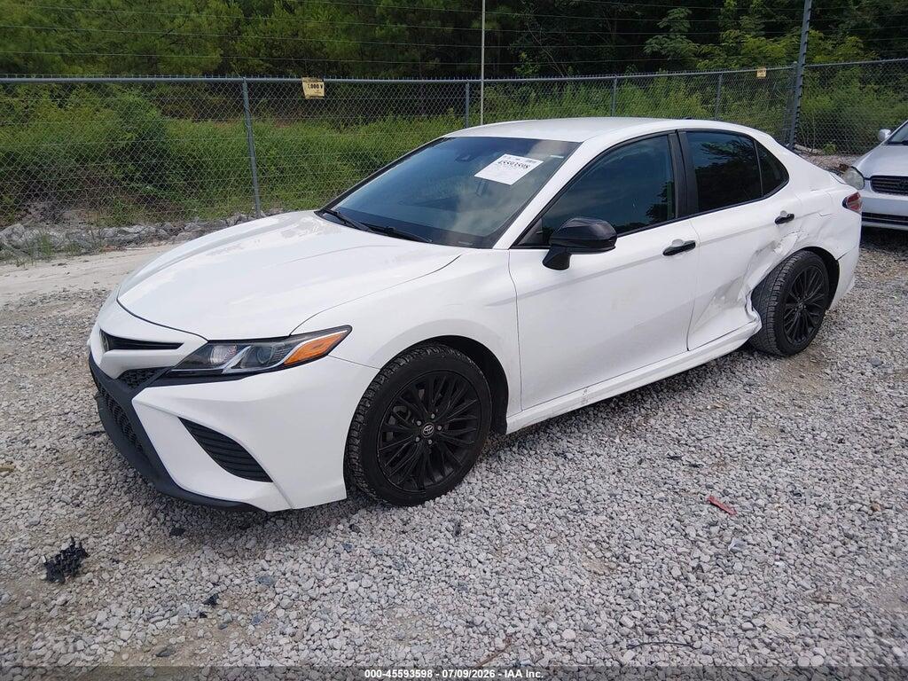 4T1G11AK7LU302136 2020 TOYOTA CAMRY photo no. 2