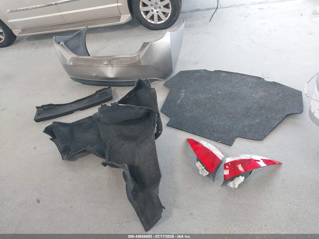 2T1BPRHE4FC289746 2015 TOYOTA COROLLA photo no. 12
