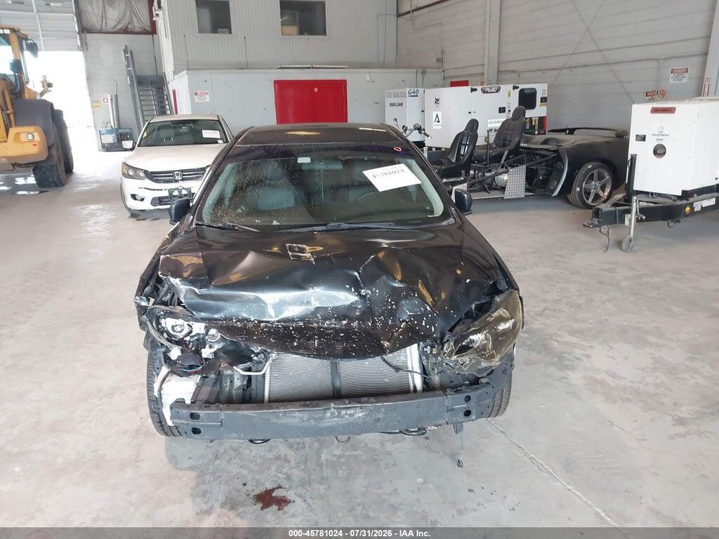 2T1BURHE4FC272115 2015 TOYOTA COROLLA photo no. 6