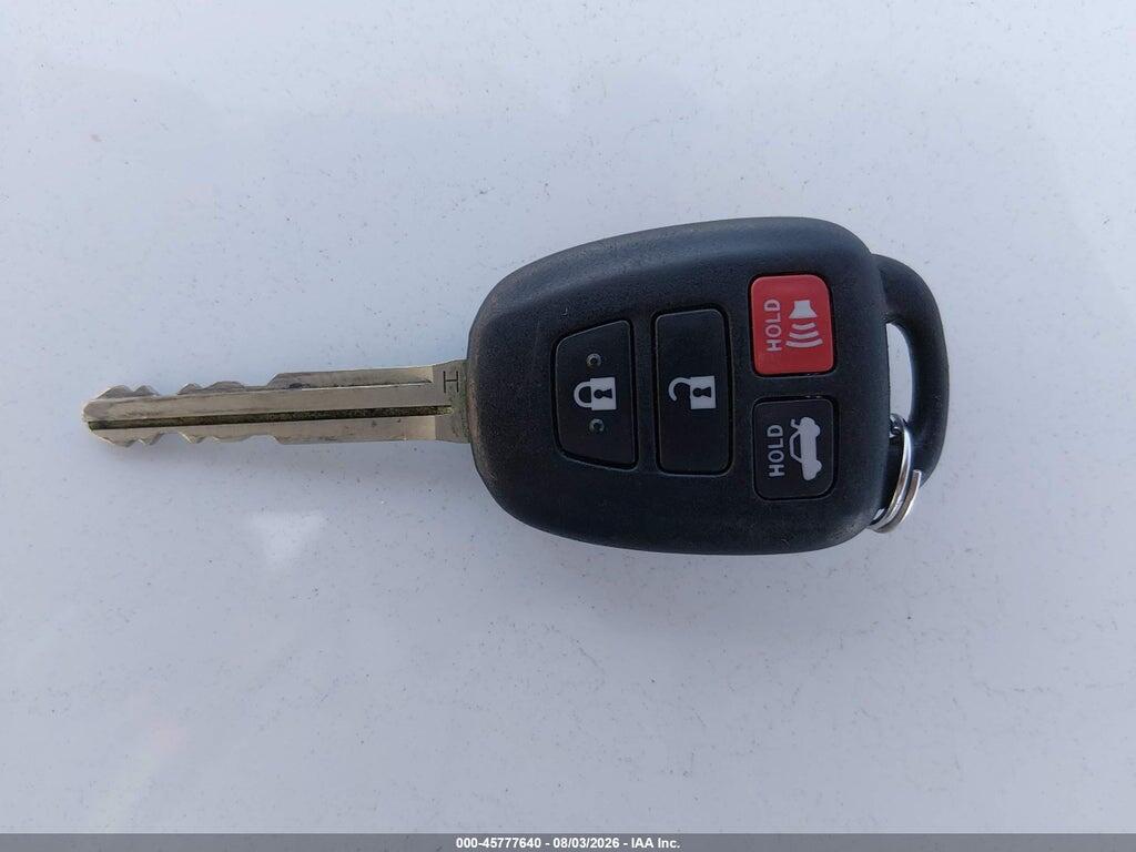 5YFBURHE1FP321447 2015 TOYOTA COROLLA photo no. 11