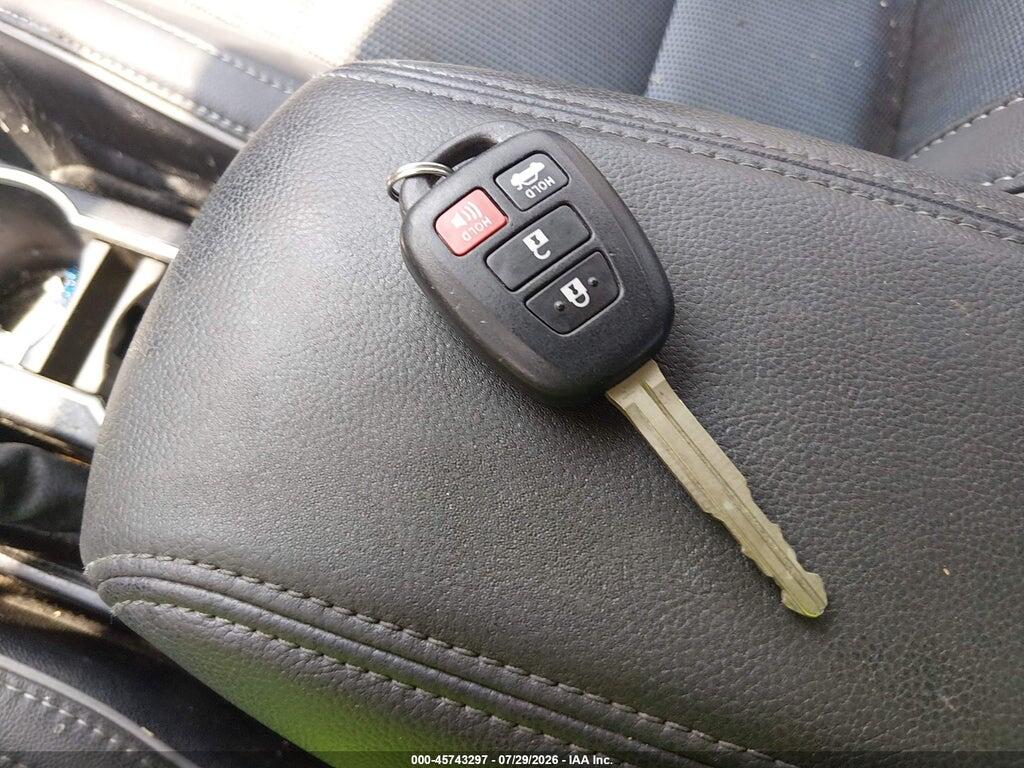 2T1BURHE6FC385046 2015 TOYOTA COROLLA photo no. 11