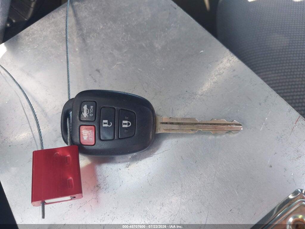 5YFBURHE2FP351878 2015 TOYOTA COROLLA photo no. 11