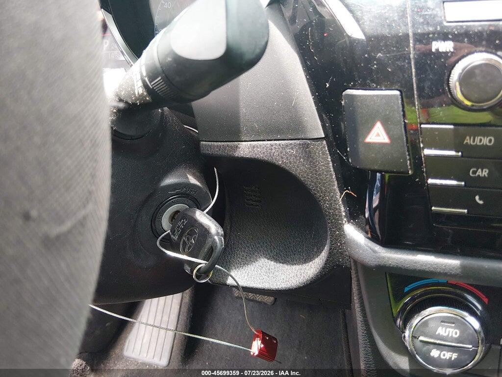 5YFBURHE4FP265875 2015 TOYOTA COROLLA photo no. 11