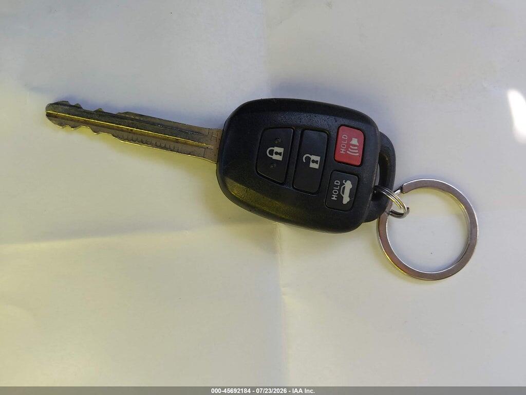 2T1BURHE1FC316538 2015 TOYOTA COROLLA photo no. 11