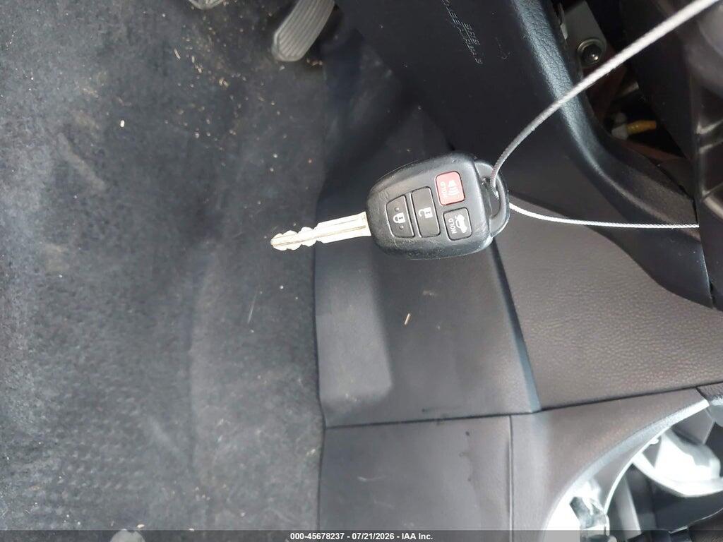 2T1BURHE7FC231414 2015 TOYOTA COROLLA photo no. 11