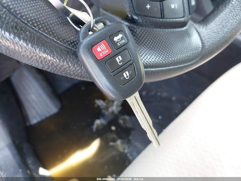 2T1BURHE1FC421273 2015 TOYOTA COROLLA photo no. 11