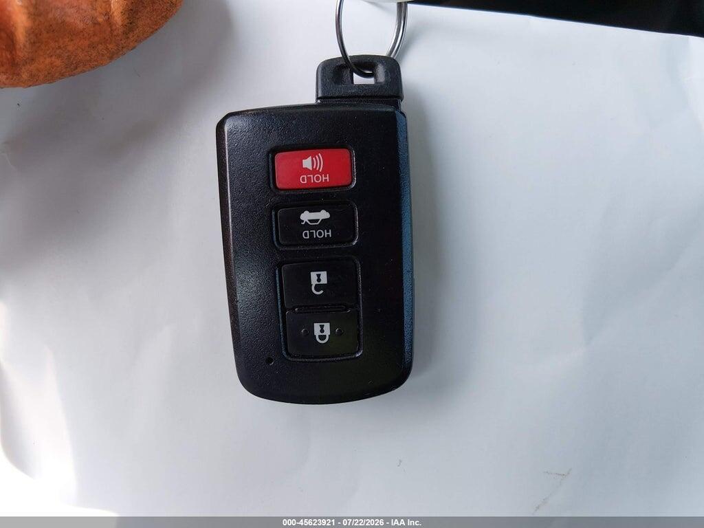 2T1BURHE3FC255497 2015 TOYOTA COROLLA photo no. 11