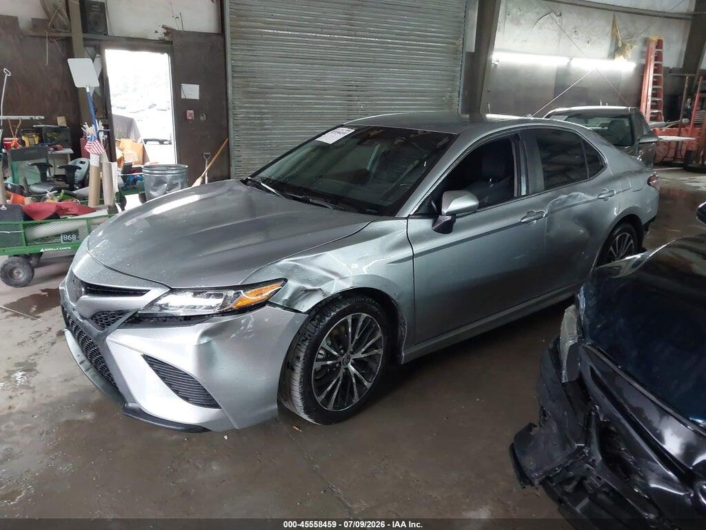 4T1G11AK2LU505564 2020 TOYOTA CAMRY photo no. 2
