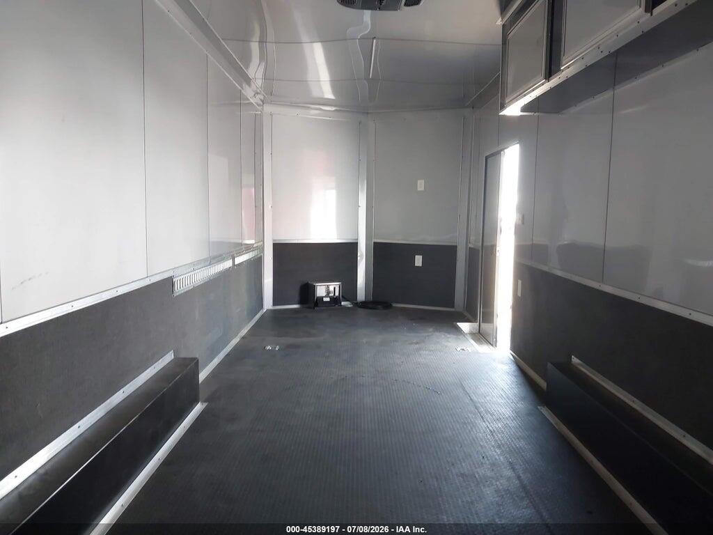 50XBE2422JA007872 2018 SPARTAN CARGO TRAI photo no. 8