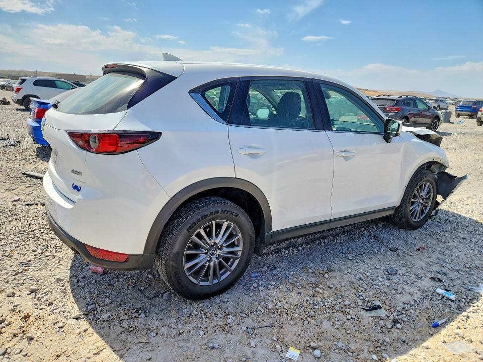 2017 MAZDA CX-5 SPORT — Фото 3 из 13