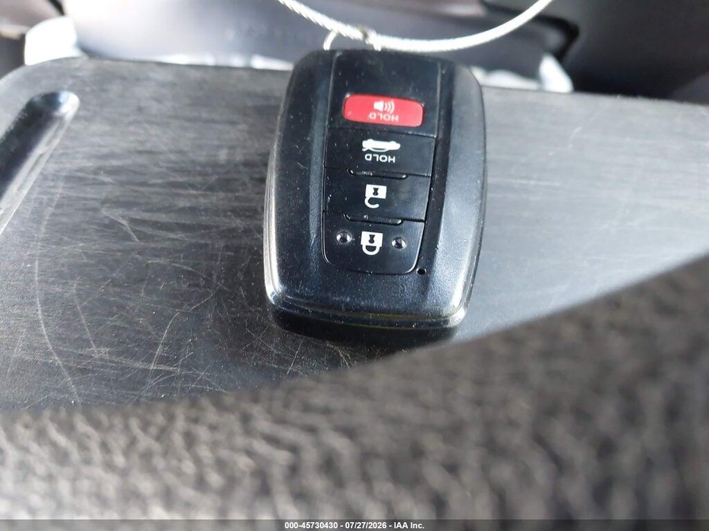 JTDHPRAEXLJ037617 2020 TOYOTA COROLLA photo no. 11