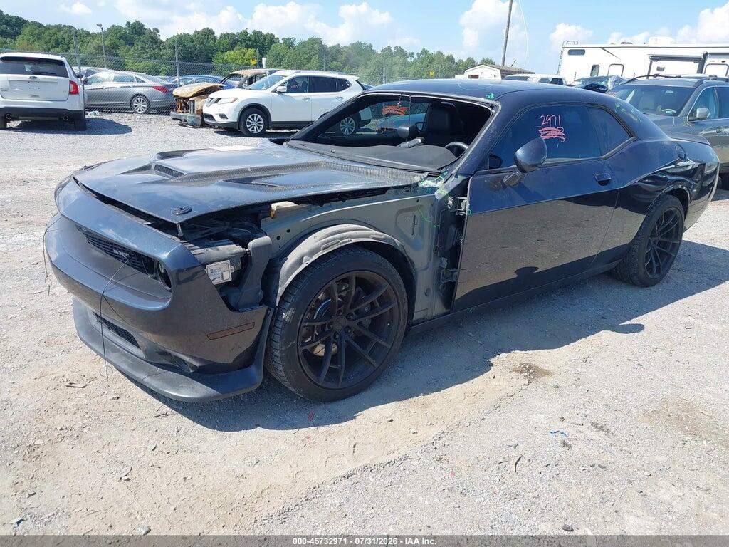 2C3CDZFJ8GH264017 2016 DODGE CHALLENGER photo no. 2