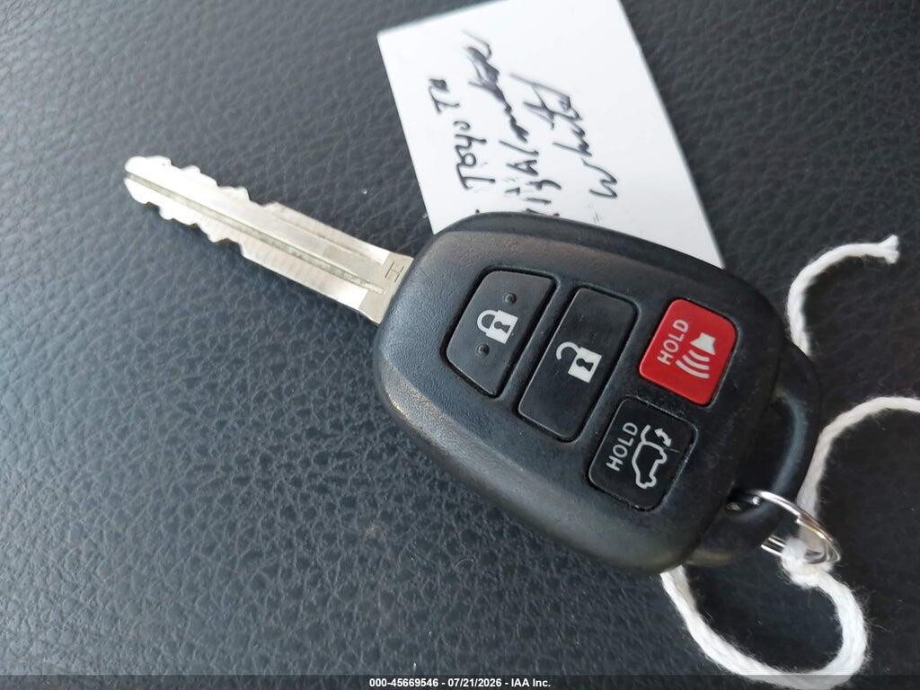 5TDBKRFH7FS080908 2015 TOYOTA HIGHLANDER photo no. 11