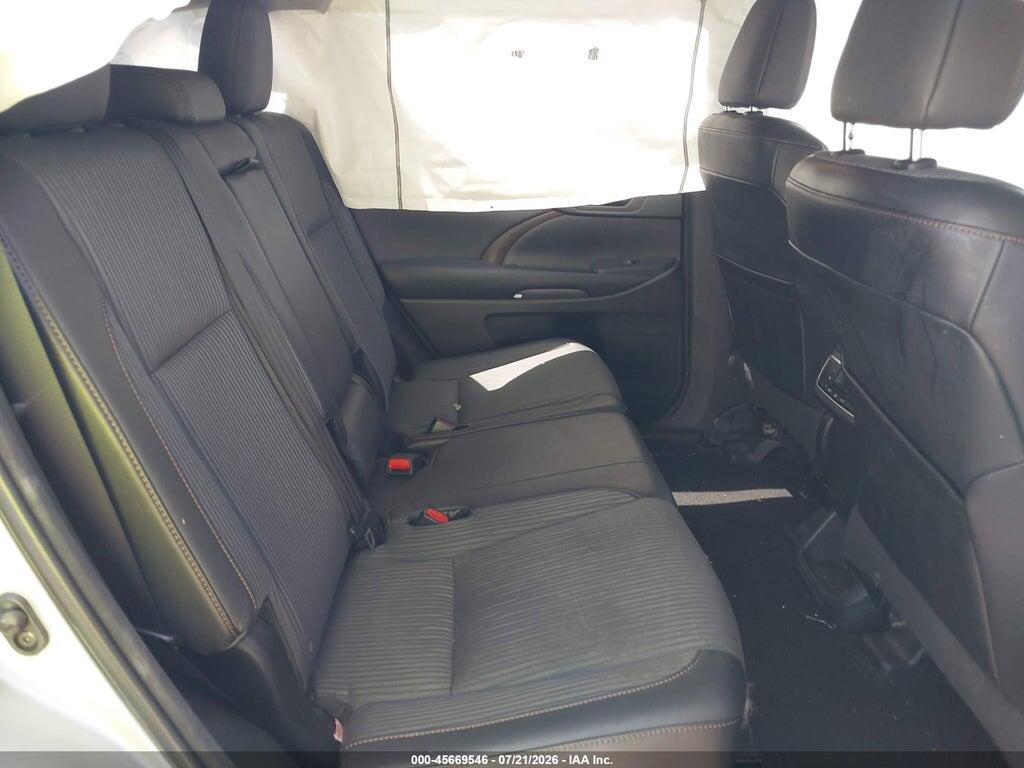 5TDBKRFH7FS080908 2015 TOYOTA HIGHLANDER photo no. 8