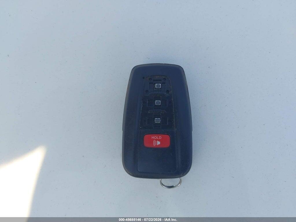 JTDEBRBE5LJ017663 2020 TOYOTA COROLLA photo no. 11