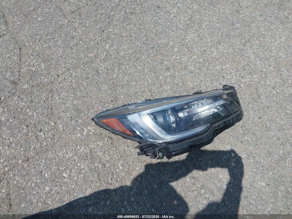 4S4BSENC7J3207922 2018 SUBARU OUTBACK photo no. 11