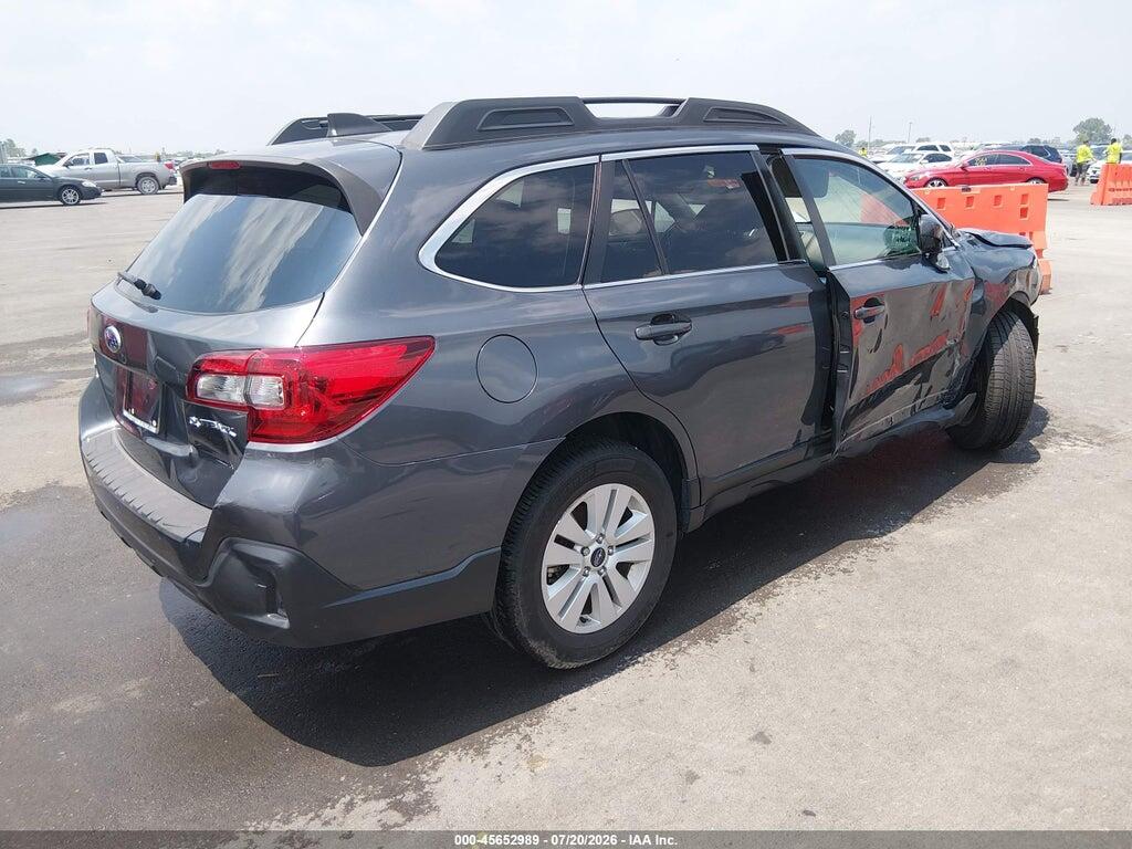 4S4BSACC4J3320948 2018 SUBARU OUTBACK photo no. 4