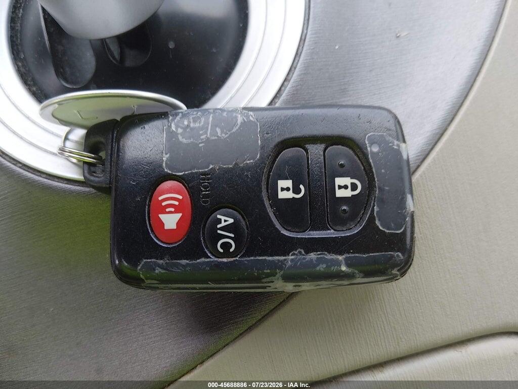 JTDKN3DU3F1990895 2015 TOYOTA PRIUS photo no. 11