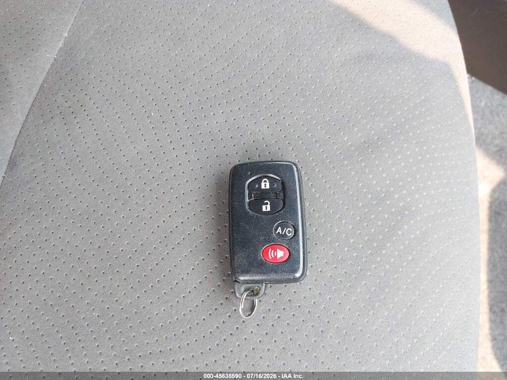 JTDKN3DU8F1893692 2015 TOYOTA PRIUS photo no. 11