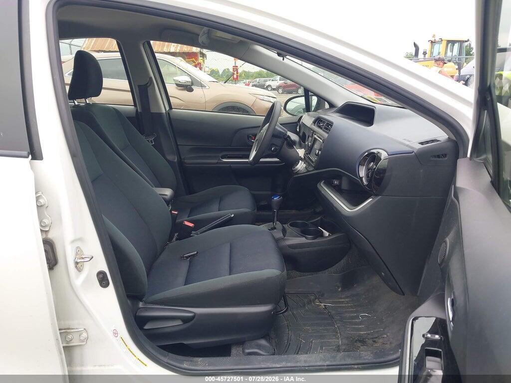 JTDKDTB39F1106407 2015 TOYOTA PRIUS C photo no. 5
