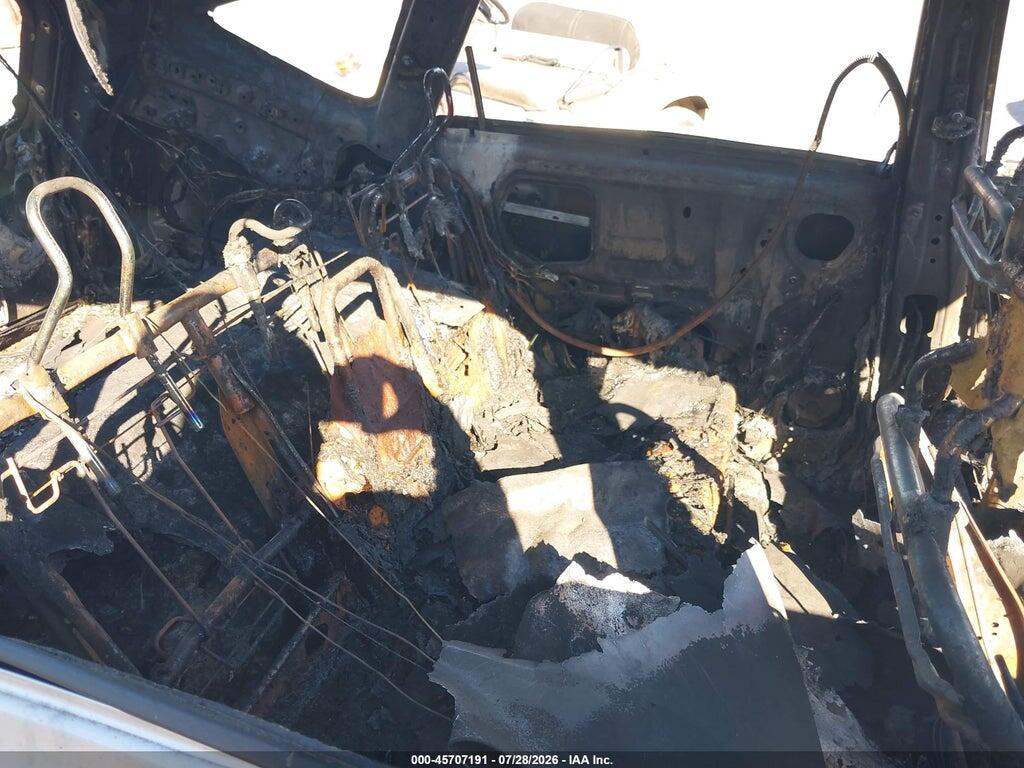 JTDZN3EU4FJ025766 2015 TOYOTA PRIUS V photo no. 8