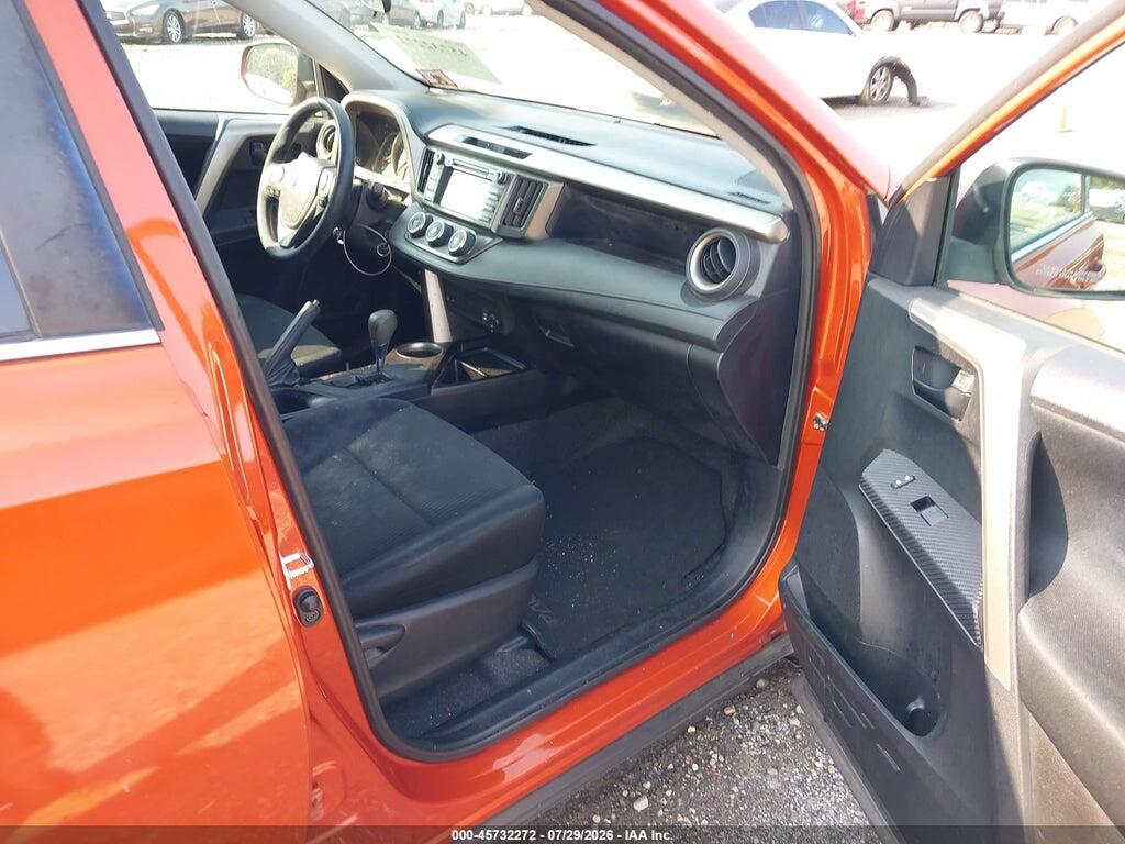 2T3BFREV9FW351185 2015 TOYOTA RAV4 photo no. 5