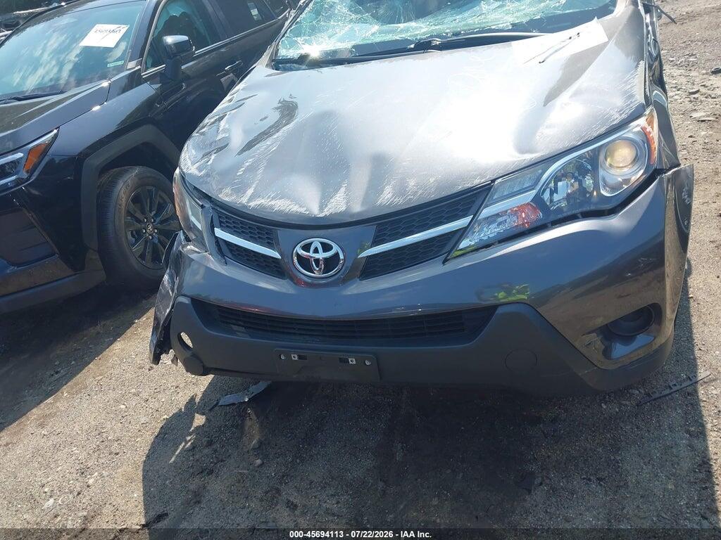 2T3BFREV7FW385772 2015 TOYOTA RAV4 photo no. 11