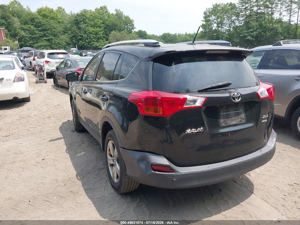 2T3RFREV9FW335700 2015 TOYOTA RAV4 photo no. 3