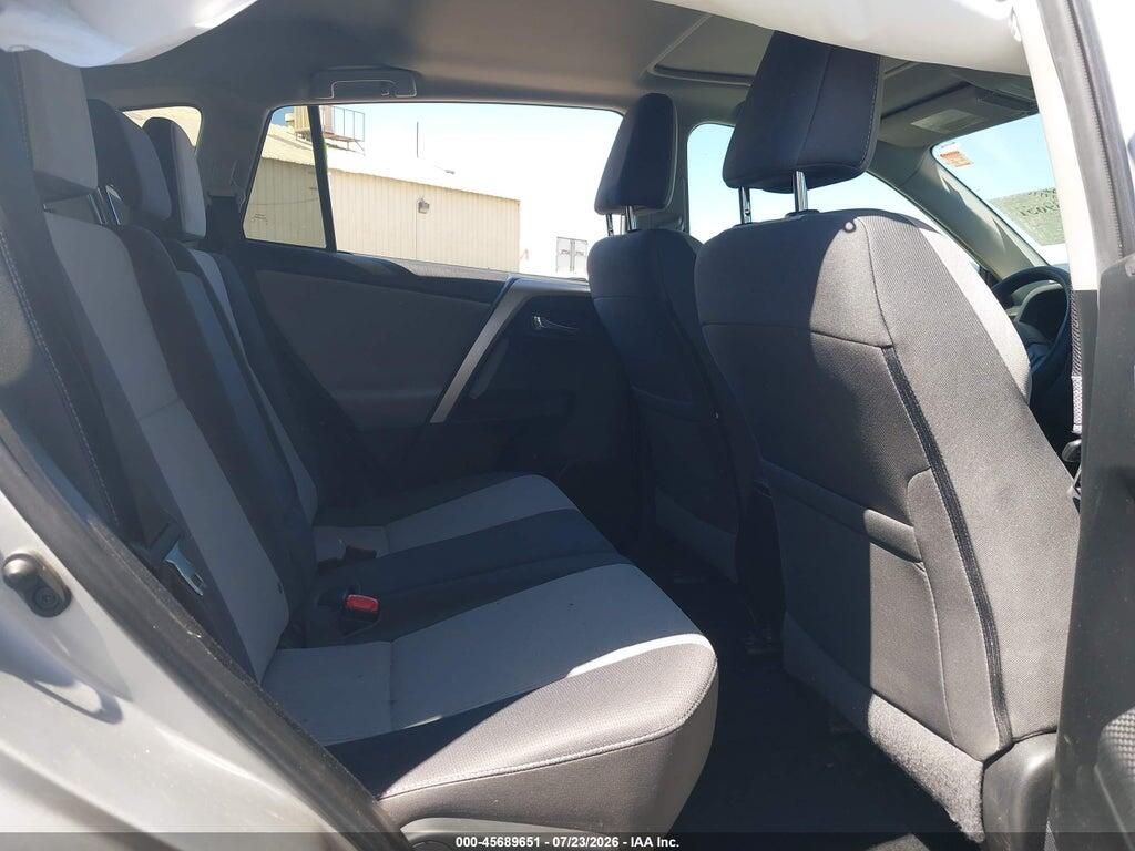 2T3RFREV0FW284572 2015 TOYOTA RAV4 photo no. 8