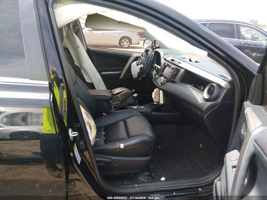 2T3YFREVXFW183812 2015 TOYOTA RAV4 photo no. 5