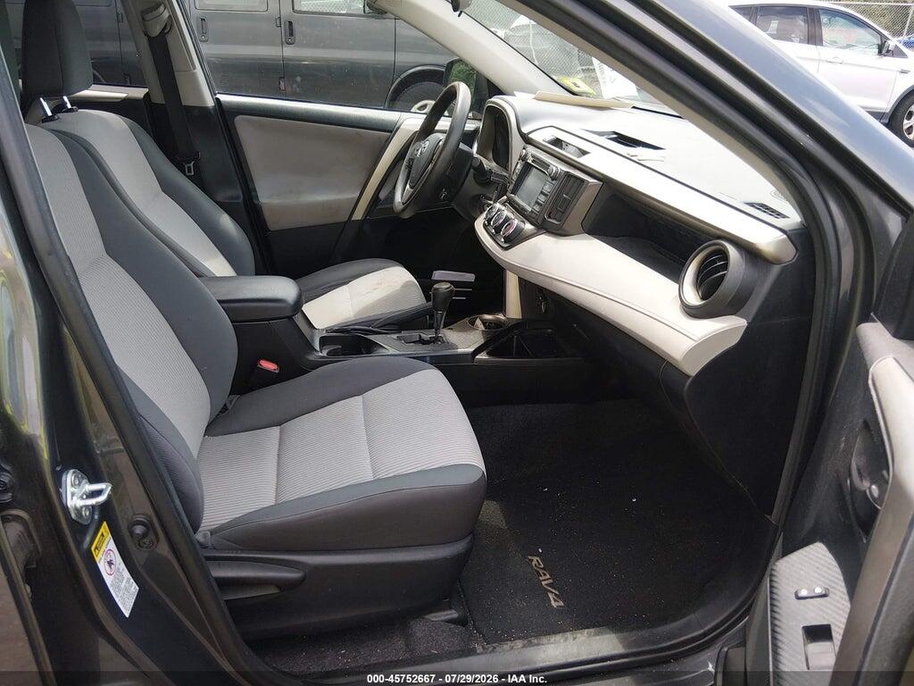 2T3BFREV7FW281928 2015 TOYOTA RAV4 photo no. 5