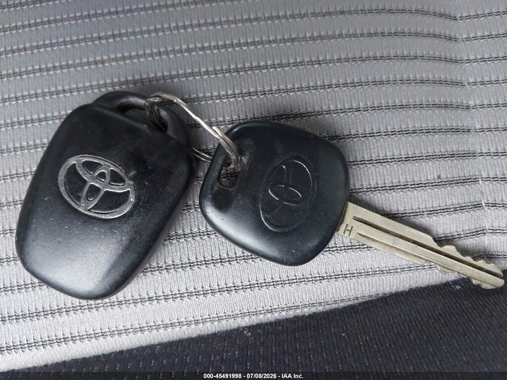 2T3RFREV3FW334395 2015 TOYOTA RAV4 photo no. 11