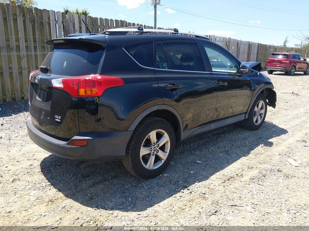 2T3RFREV5FW279741 2015 TOYOTA RAV4 photo no. 4