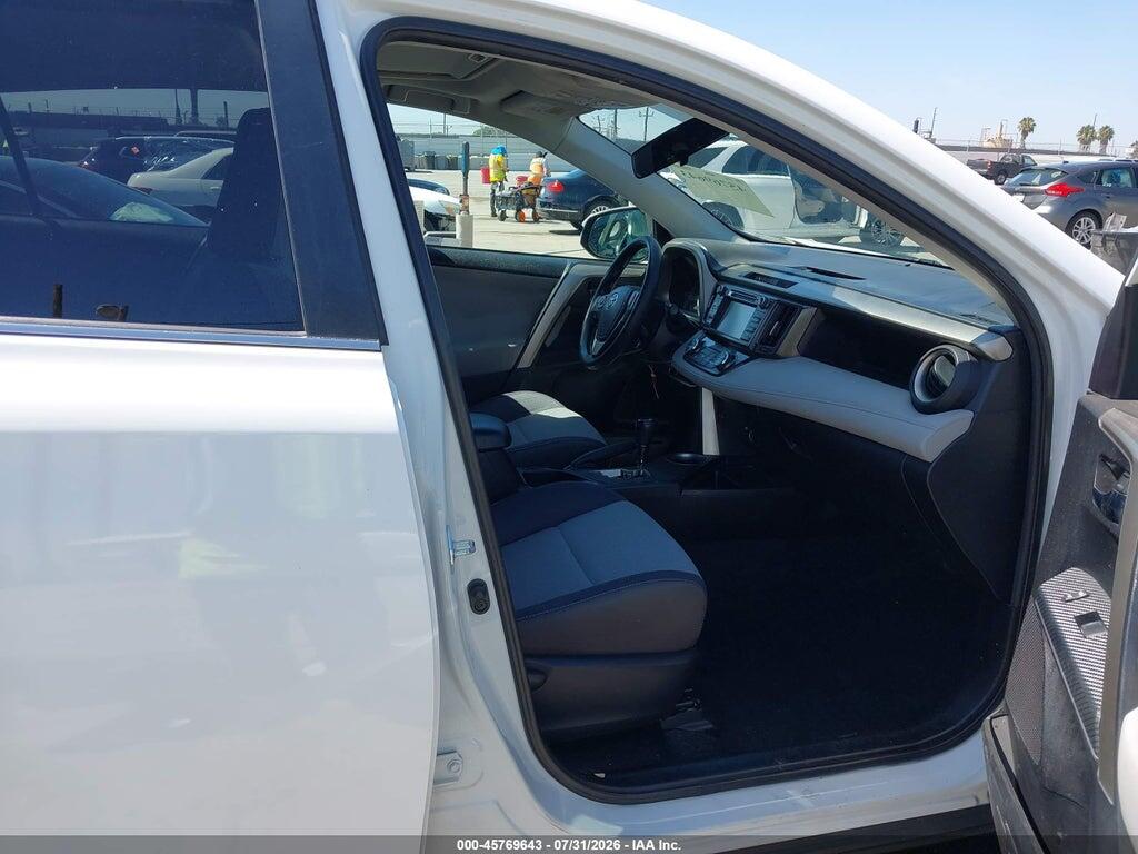 2T3WFREV9FW178947 2015 TOYOTA RAV4 photo no. 5
