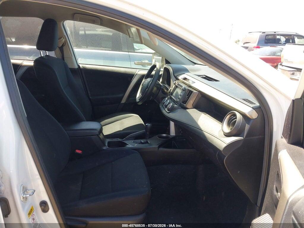 2T3BFREV2FW361783 2015 TOYOTA RAV4 photo no. 5
