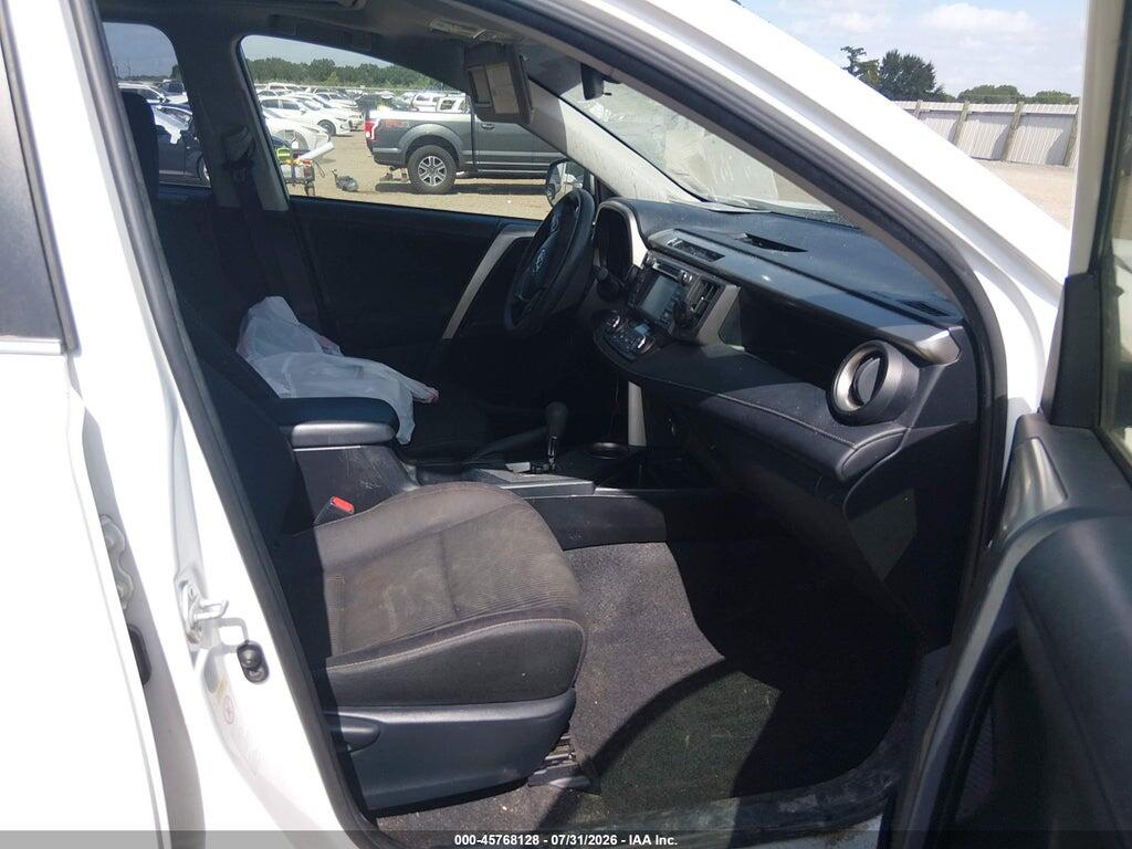 JTMWFREV7FD059677 2015 TOYOTA RAV4 photo no. 5