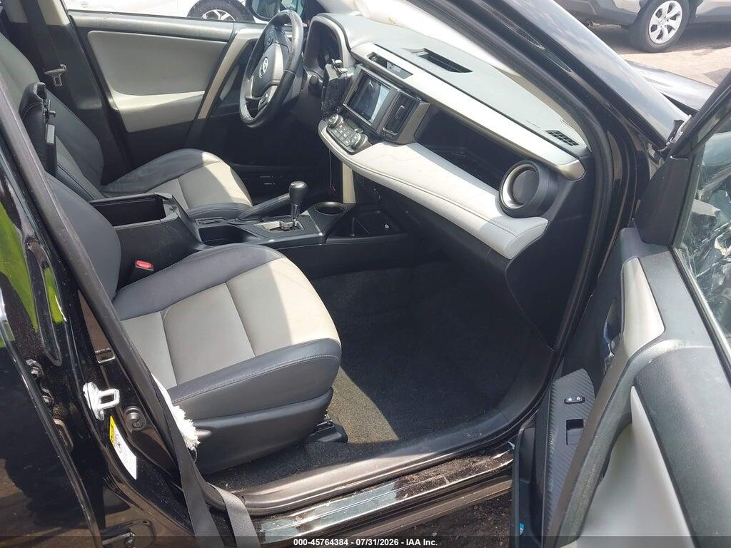 2T3YFREV8FW210845 2015 TOYOTA RAV4 photo no. 5
