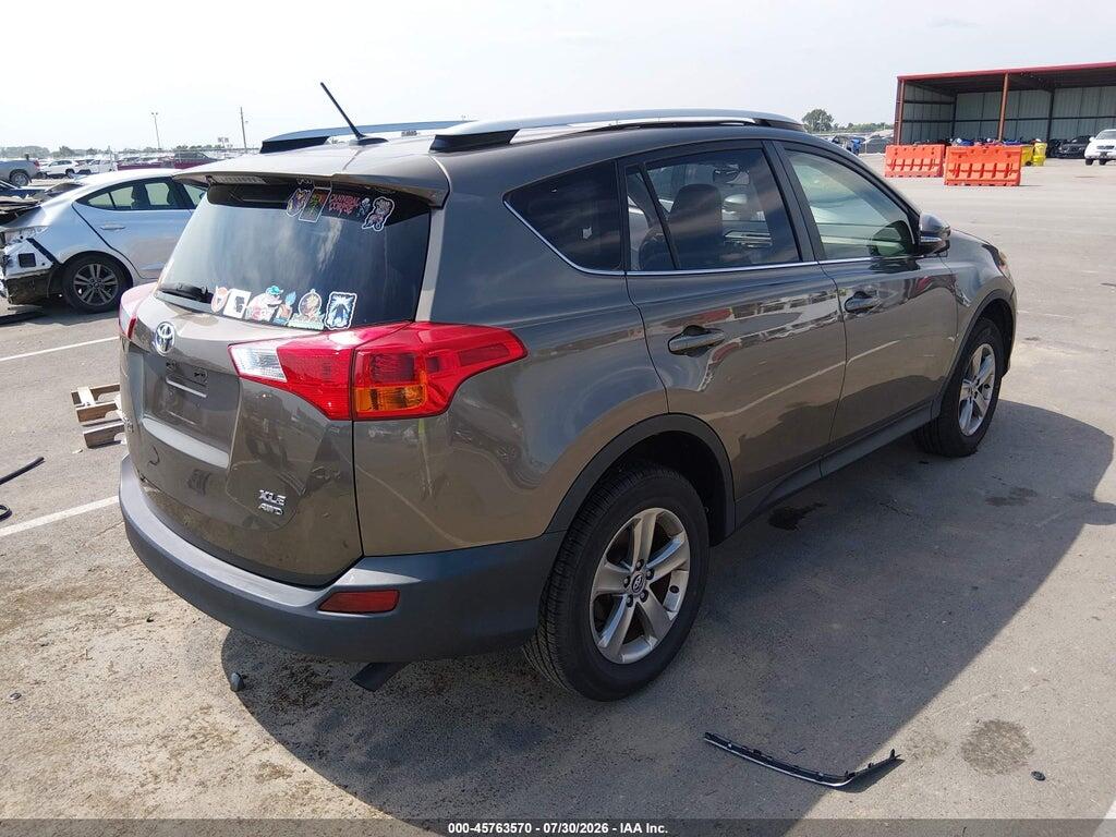 JTMRFREV1FD128800 2015 TOYOTA RAV4 photo no. 4