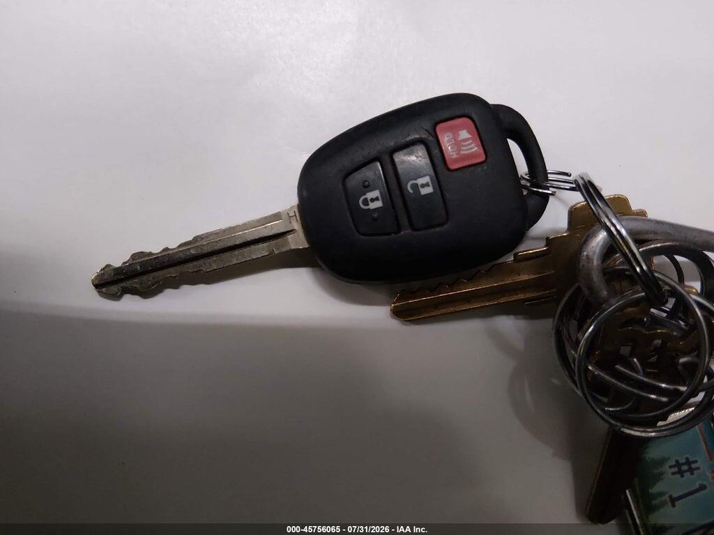 JTMRFREV7FJ041324 2015 TOYOTA RAV4 photo no. 11