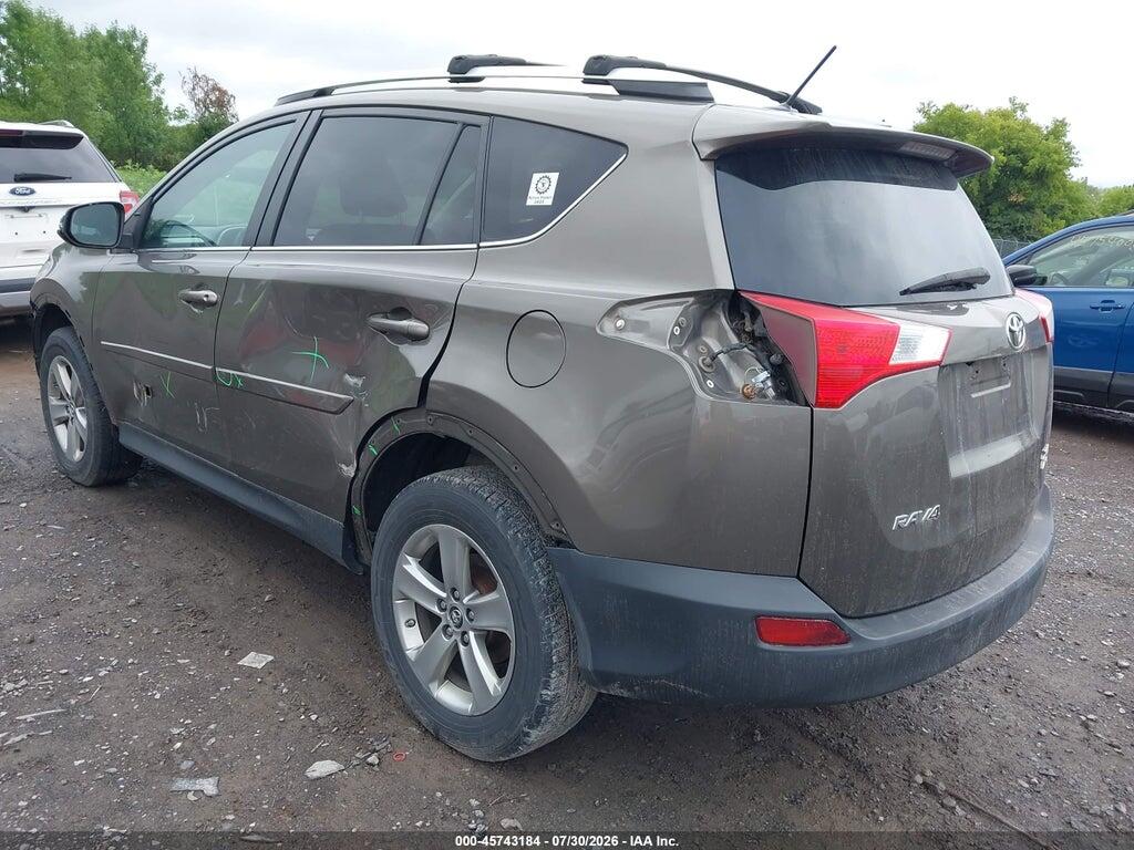 2T3RFREV6FW353006 2015 TOYOTA RAV4 photo no. 3