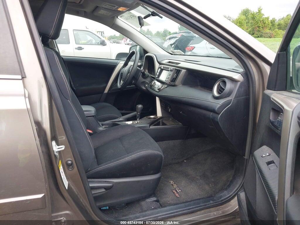 2T3RFREV6FW353006 2015 TOYOTA RAV4 photo no. 5
