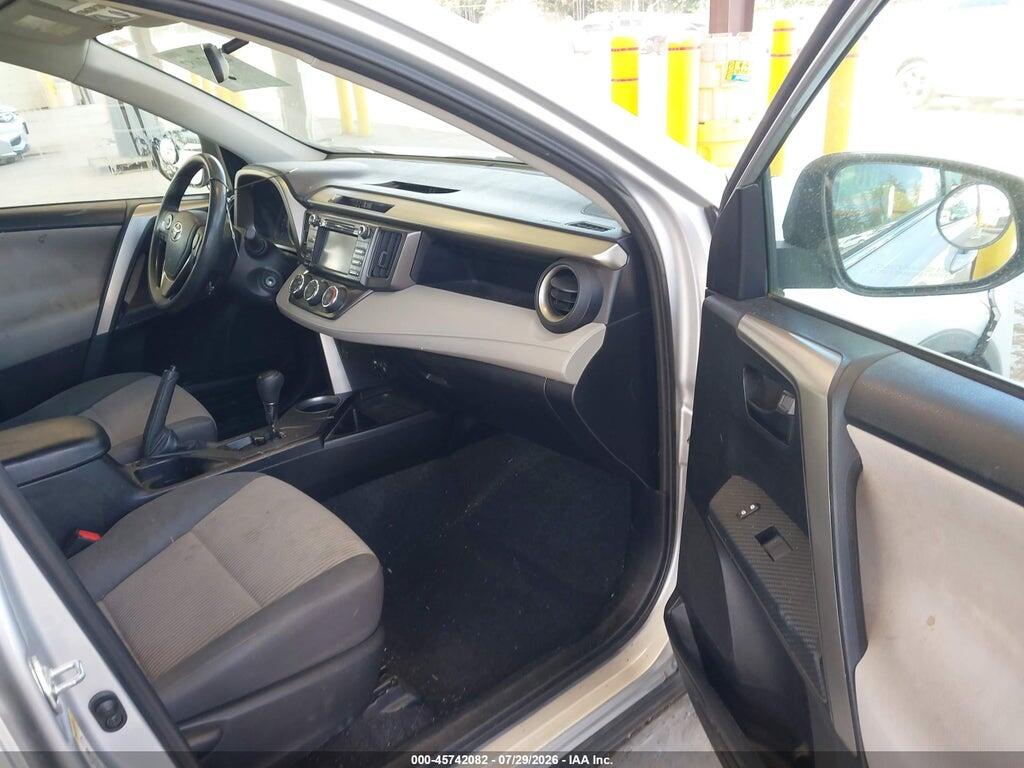 2T3BFREV3FW230300 2015 TOYOTA RAV4 photo no. 5